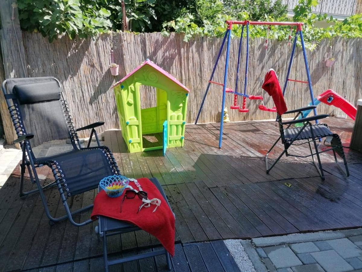 Apartmani U Kastelima Kastela Luaran gambar