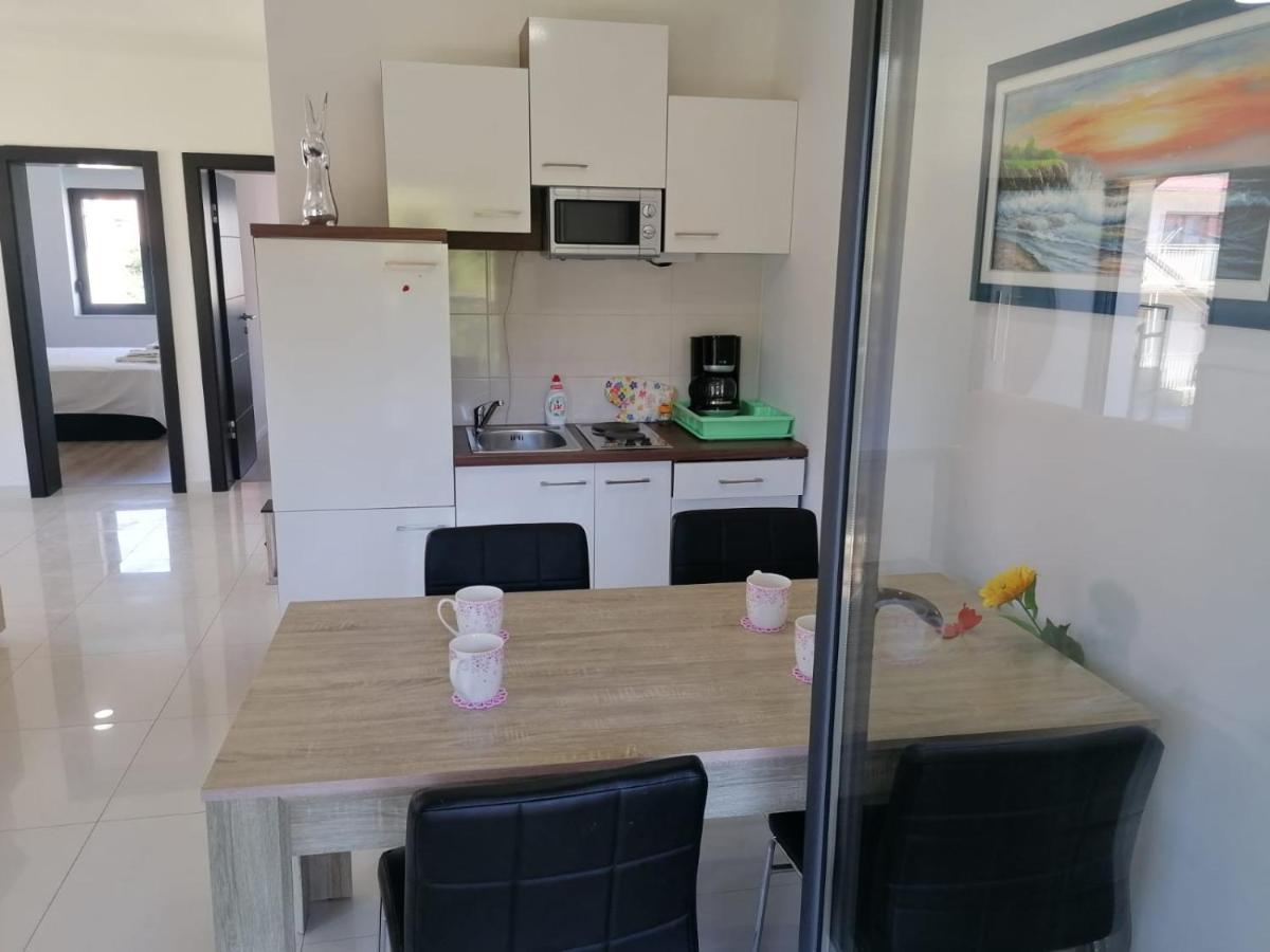 Apartmani U Kastelima Kastela Luaran gambar