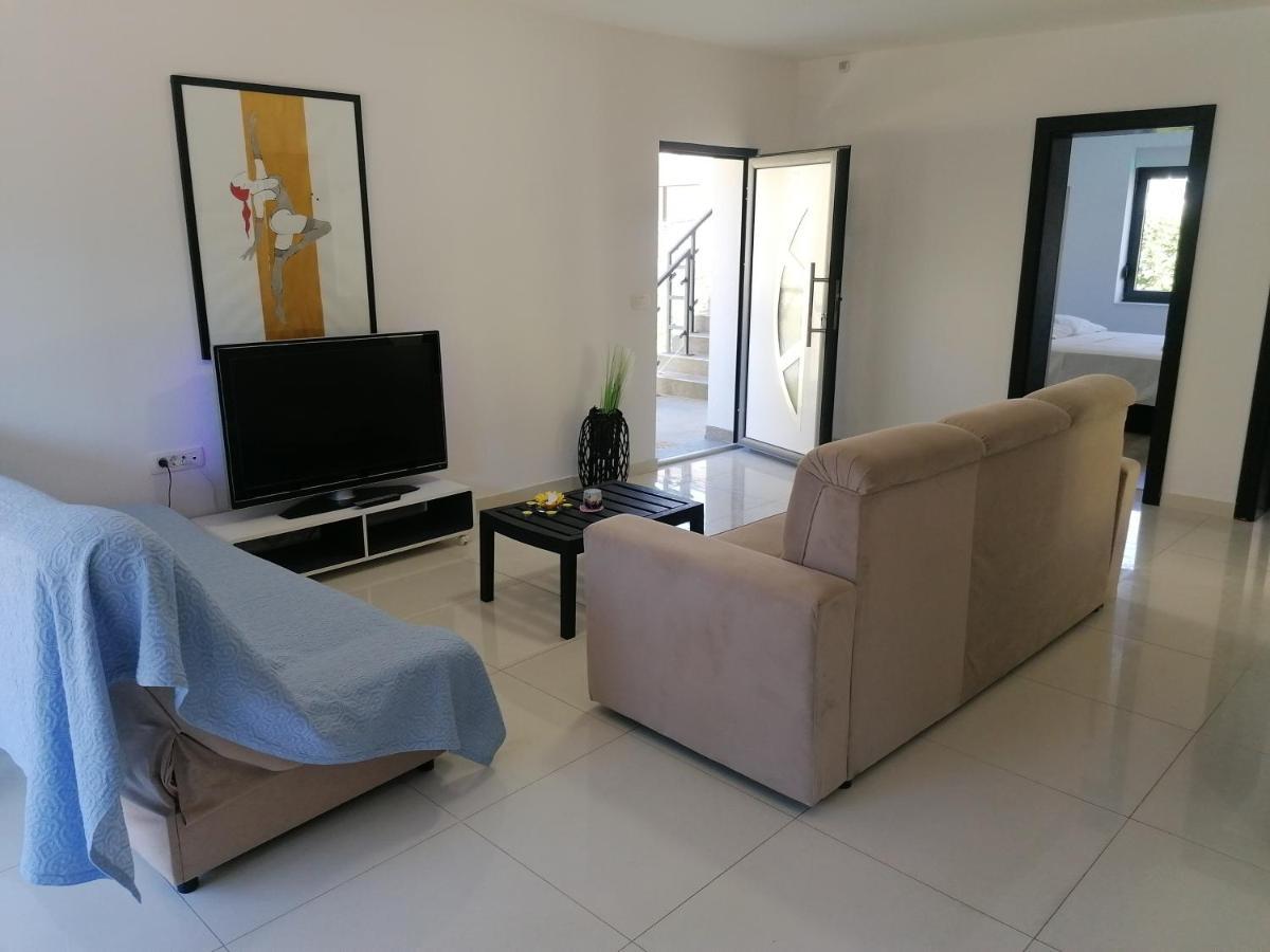 Apartmani U Kastelima Kastela Luaran gambar