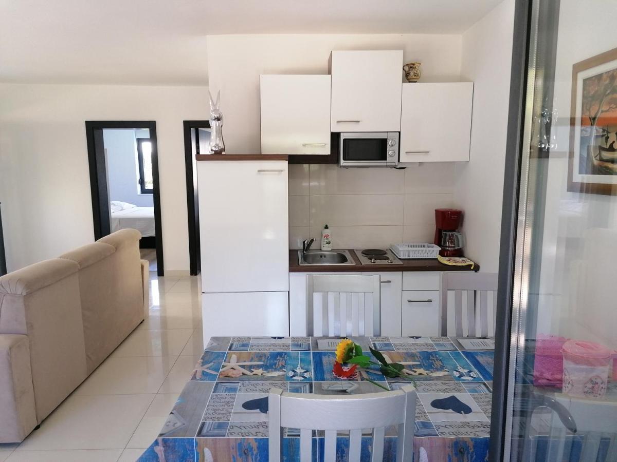 Apartmani U Kastelima Kastela Luaran gambar