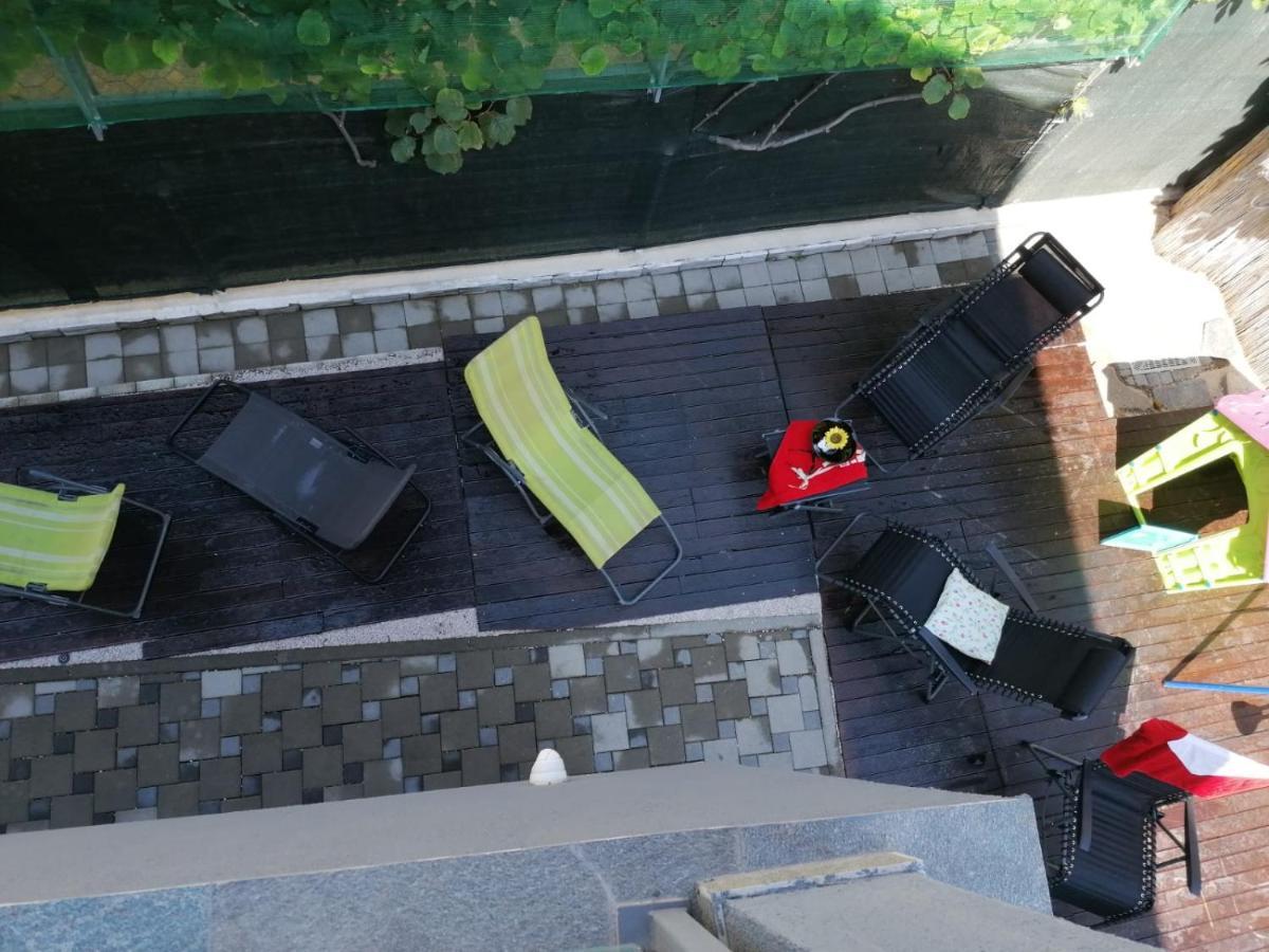 Apartmani U Kastelima Kastela Luaran gambar